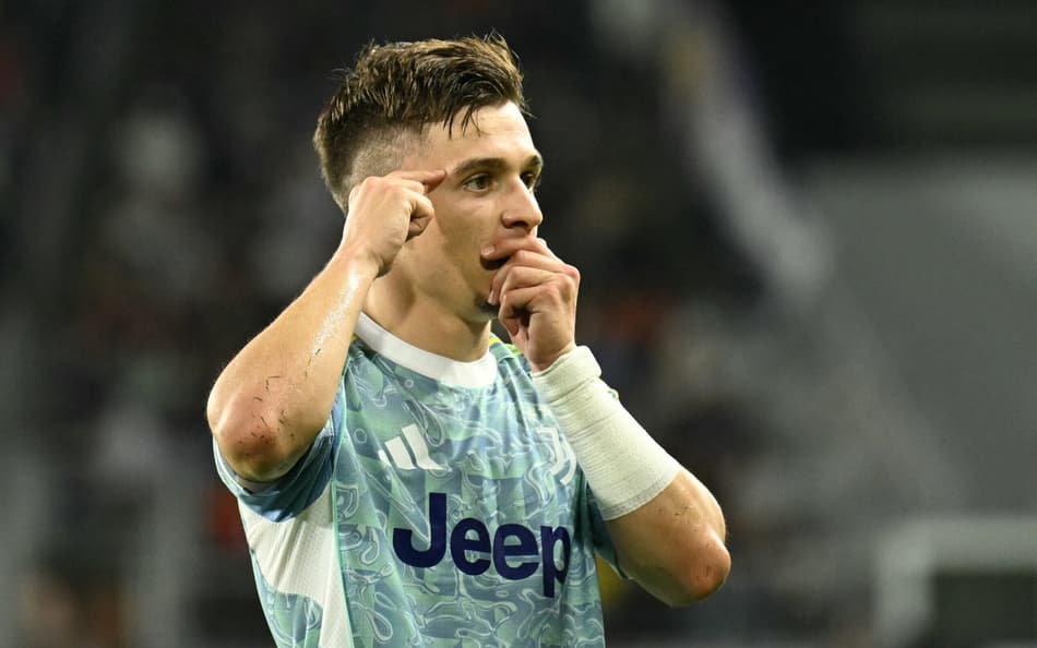 Francisco Conceição em Al Ain x Juventus
