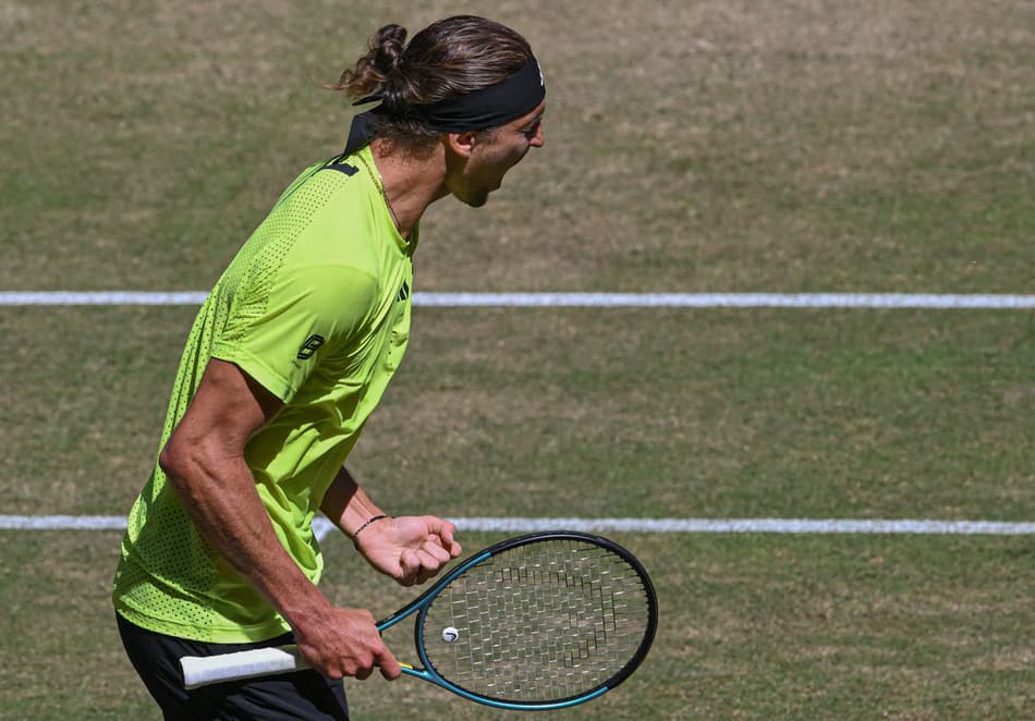 Alexander Zverev venceu Cobolli em sets diretos (Foto: CARMEN JASPERSEN / AFP)