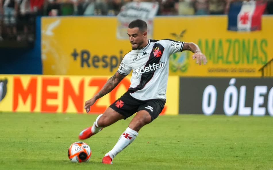 Philippe Coutinho é um dos destaques do Vasco (Foto: Aguilar Abecassis/AGIF)