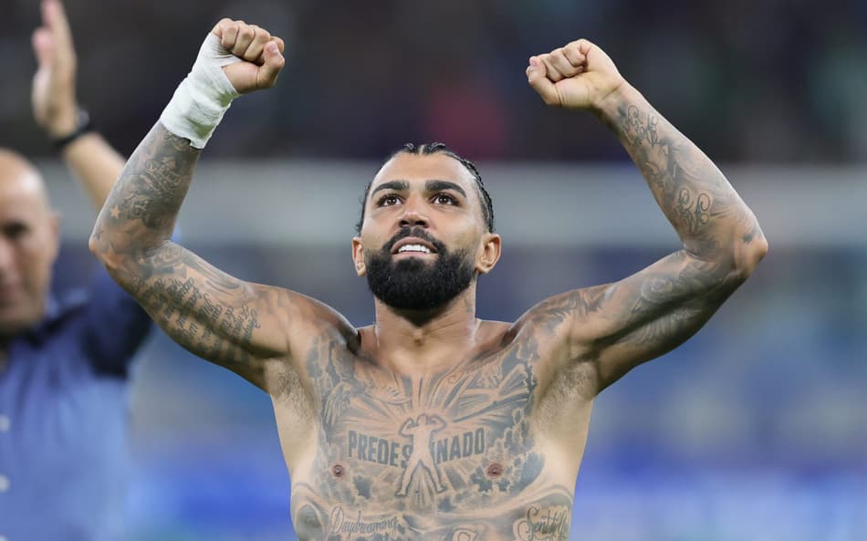 Gabigol comemora vitória do Cruzeiro (Foto: Gilson Lobo/AGIF)