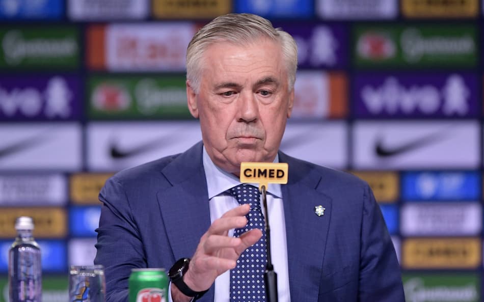 Carlo Ancelotti convoca seleção pela primeira vez