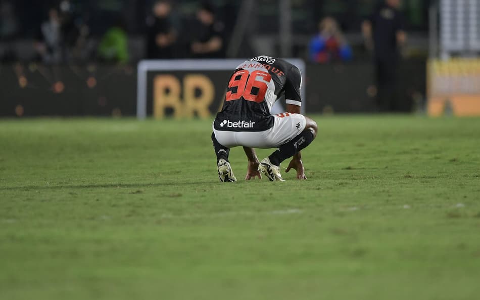 Paulo Henrique na derrota do Vasco para o Bragantino (Foto: Thiago Ribeiro/AGIF)