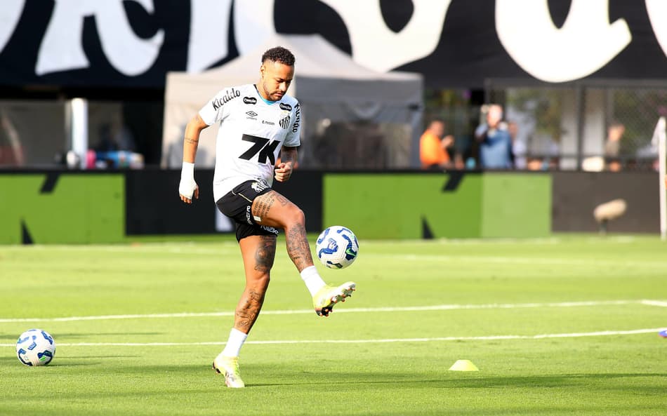 Neymar acerta renovação com o Santos até o final desta temporada. (Foto: : Mauricio De Souza/AGIF)