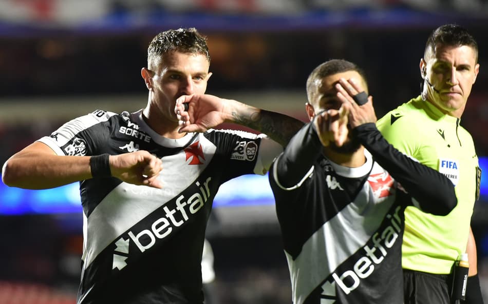 São Paulo x Vasco - Vegetti e Coutinho