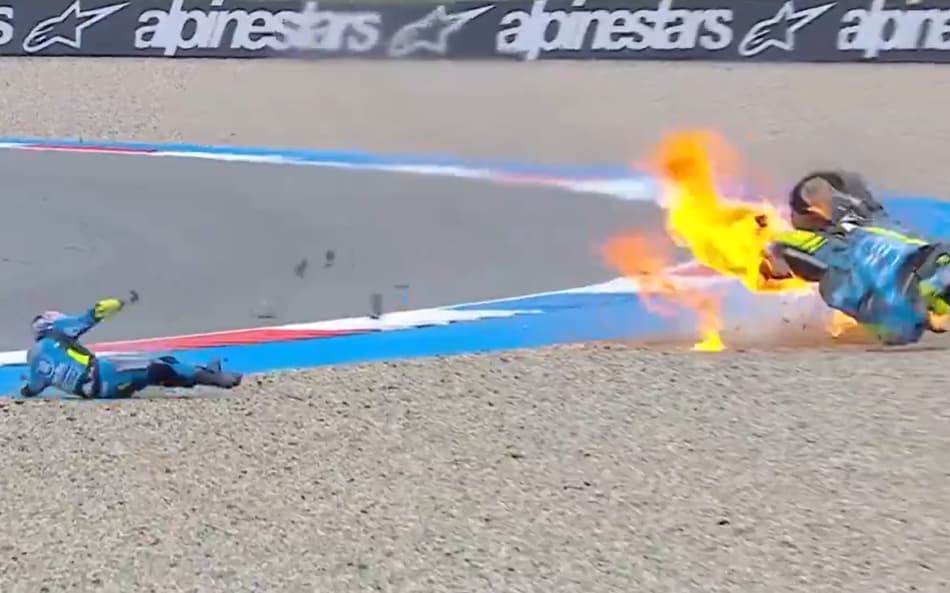 Ai Ogura em acidente no treino para o GP dos Países Baixos de MotoGP (reprodução MotoGP)