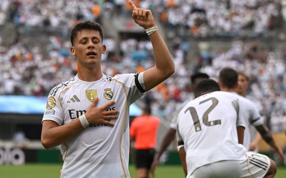 Arda Güler comemora gol marcado pelo Real Madrid contra o Pachuca, pelo Mundial de Clubes