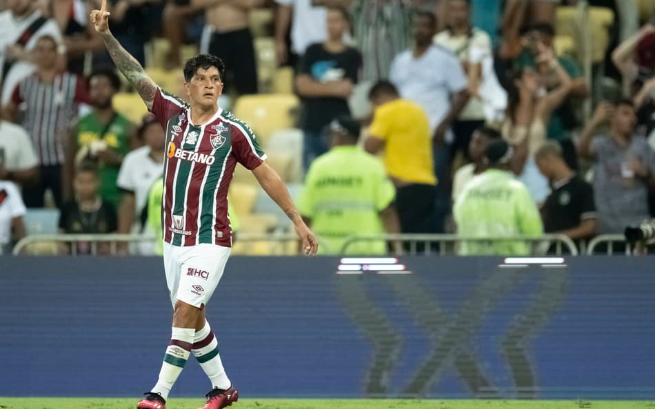Cano elogia atuação do Fluminense contra Borussia e rebate críticas ao futebol brasileiro