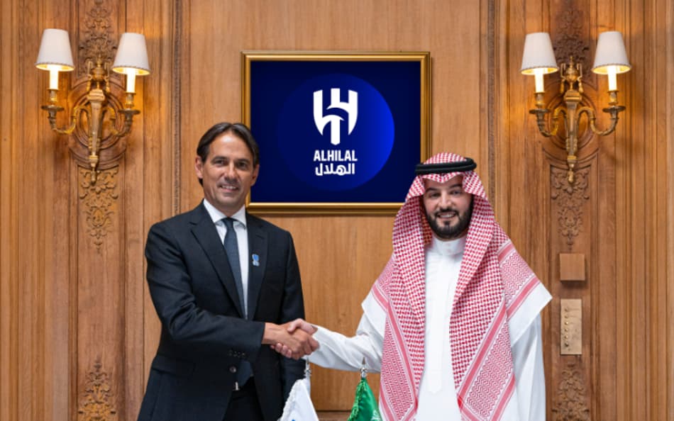 Simone Inzaghi assina com o Al-Hilal