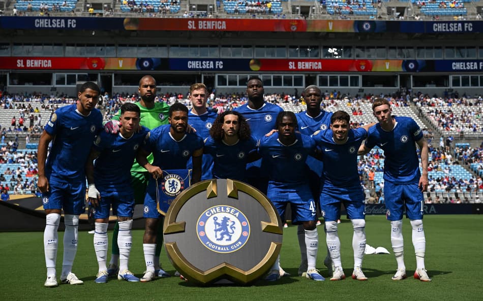Chelsea perfilado antes do jogo contra o Benfica, pelo Mundial de Clubes