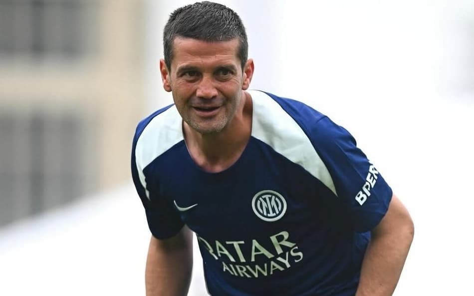 Cristian Chivu, técnico da Inter de Milão (Foto: divulgação/Internazionale)