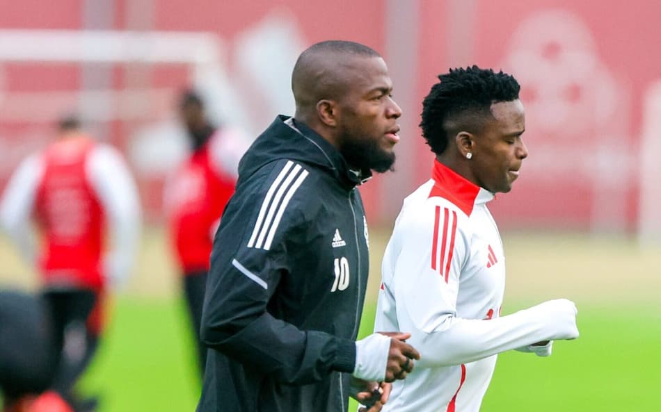 Enner Valencia e Johan Carbonero, atacantes o Internacional