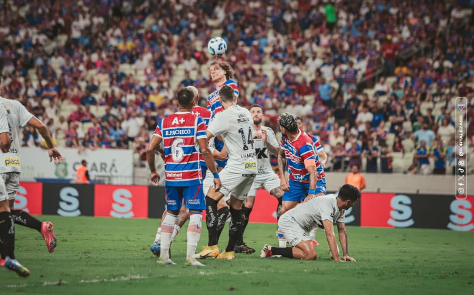Partida entre Fortaleza e Santos, pelo Brasileirão (Foto: Mateus Lotif/Fortaleza EC)