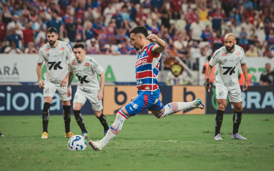 Partida entre Fortaleza e Santos, pelo Brasileirão (Foto: Mateus Lotif/Fortaleza EC)