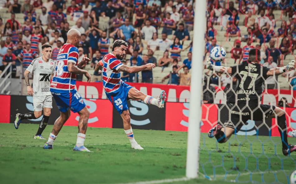 Partida entre Fortaleza e Santos, pelo Brasileirão (Foto: Mateus Lotif/Fortaleza EC)