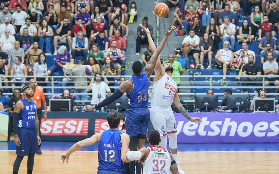 Franca x Minas, jogo 1 das finais do NBB (foto: Flickr Sesi Franca)