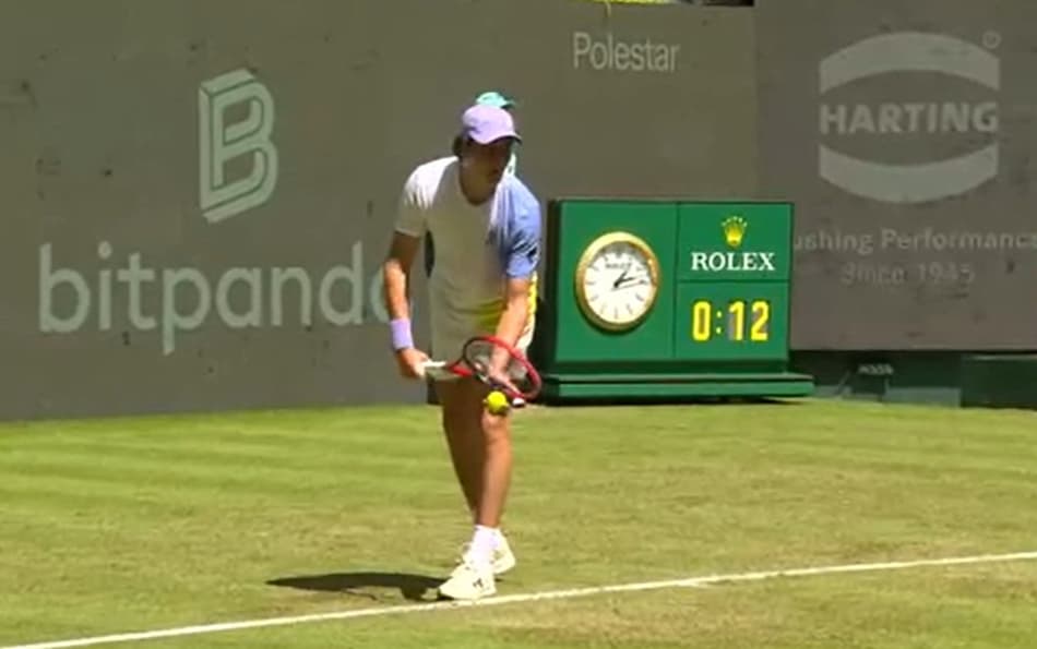 João Fonseca na estreia em Halle (Reprodução)