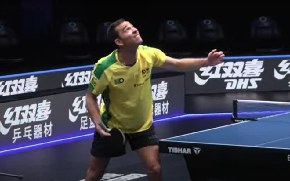 Hugo Calderano (BRA) x Alexis Lebrun (FRA), semifinal do WTT Star Contender da Eslovênia (reprodução Cazé TV)
