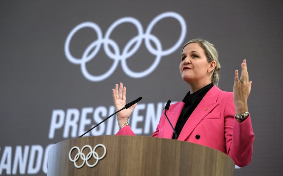 Kirsty Coventry assume a presidência do COI, em Lausanne, na Suíça (foto: Fabrice COFFRINI / AFP)