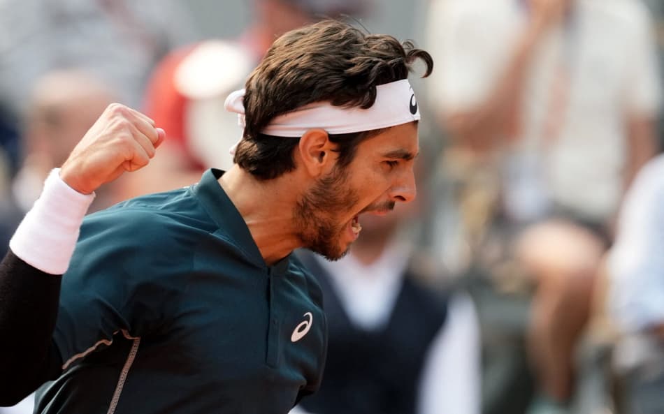 Lorenzo Musetti vence Frances Tiafoe nas quartas de final em Roland Garros (foto: Dimitar DILKOFF / AFP)