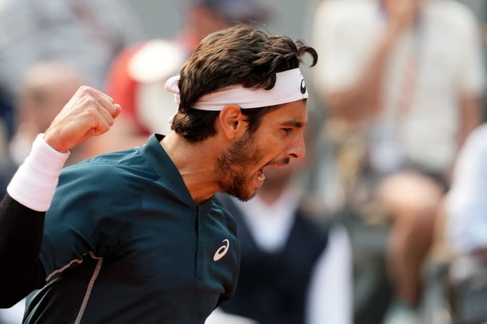 Lorenzo Musetti vence Frances Tiafoe nas quartas de final em Roland Garros (foto: Dimitar DILKOFF / AFP)