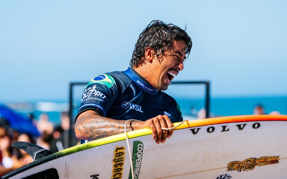 WSL: Miguel Pupo sai melhor em duelo entre brasileiros em Saquarema