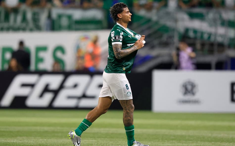 Richard Rios comemora o gol em Palmeiras x Cerro Porteno. (foto: Miguel Schincariol / AFP)