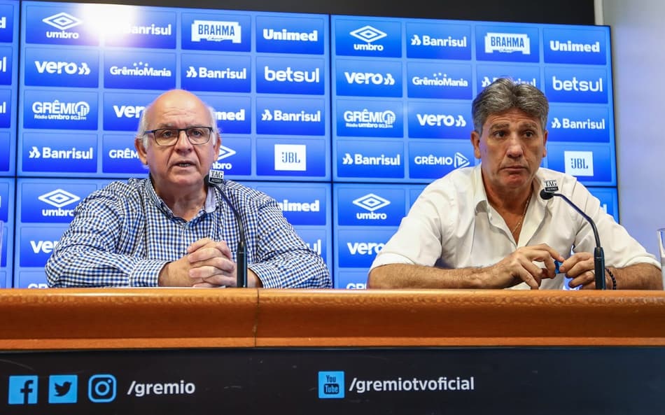 Romildo Bolzan Jr., ex-presidente, e Renato Portaluppi, ex-treinador do Grêmio. (Foto: Lucas Uebel/Grêmio FBPA)