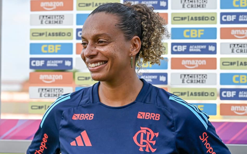 Rosana Augusto minimiza ausência de jogadoras do Flamengo na Seleção feminina: ‘Não surpreende’