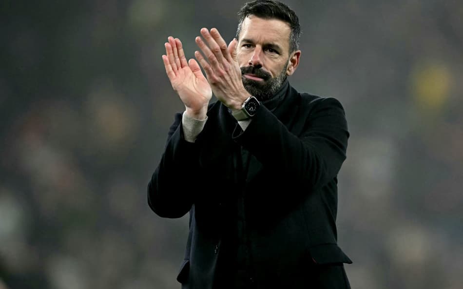 Leicester City anuncia a demissão do técnico Ruud van Nistelrooy (foto: Paul ELLIS / AFP)