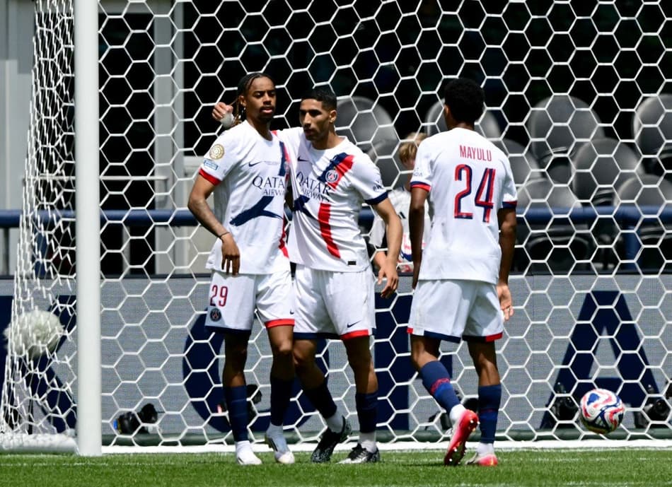 Hakimi na vitória do PSG sobre Seattle Sounders (Foto: Pablo Porciuncula / AFP)