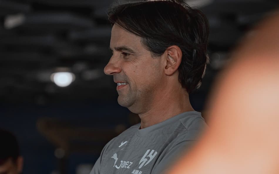 Simone Inzaghi em treino do Al-Hilal durante preparação para o Mundial de Clubes