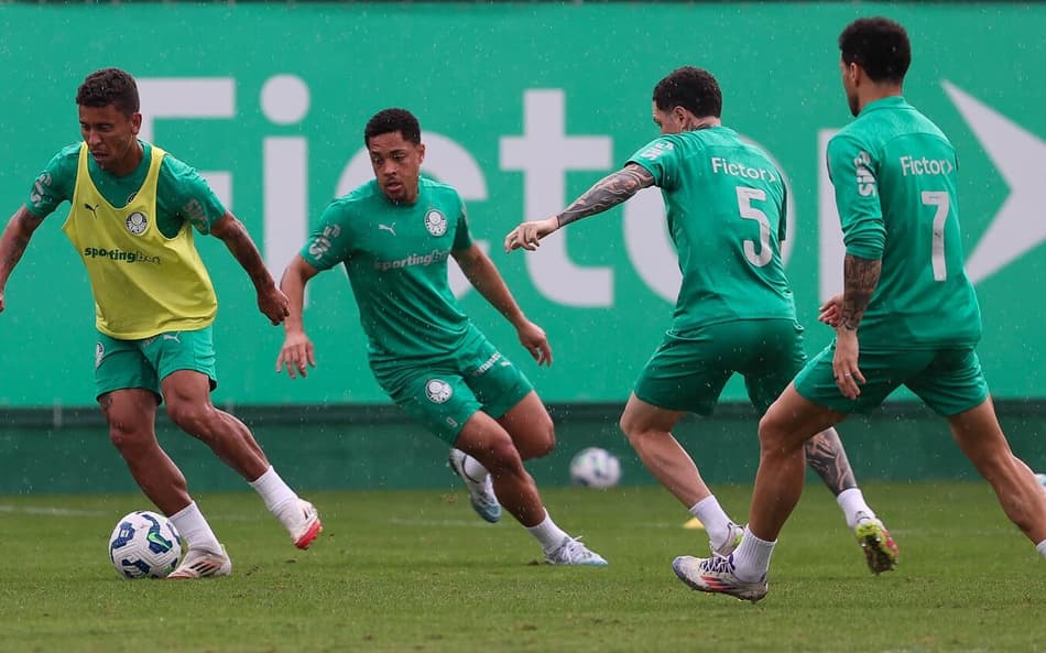 Treino do Palmeiras na Academia de Futebol