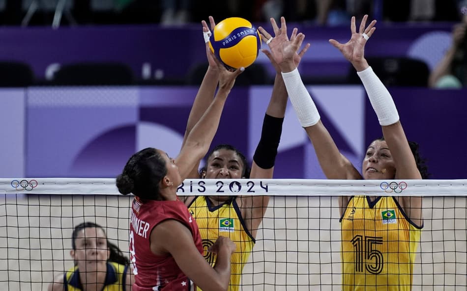 2024.08.08 - Jogos Olímpicos Paris 2024 - Vôlei feminino - Brasil enfrenta os EUA na semifinal olímpica. Foto: Alexandre Loureiro/COB.
