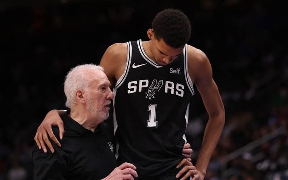 Victor_Wembanyama_Gregg_Popovich_San_Antonio_Spurs