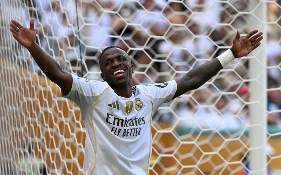 Vini Jr reage durante empate entre Real Madrid e Al-Hilal, pelo Mundial de Clubes