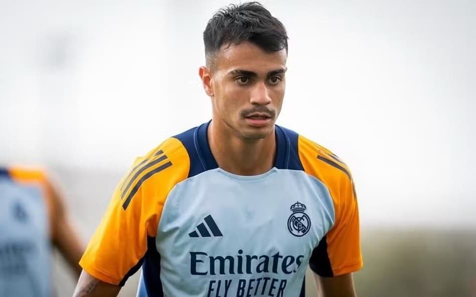 Reinier, revelado pelo Flamengo, em treino pelo Real Madrid (Foto: Divulgação / Real Madrid)