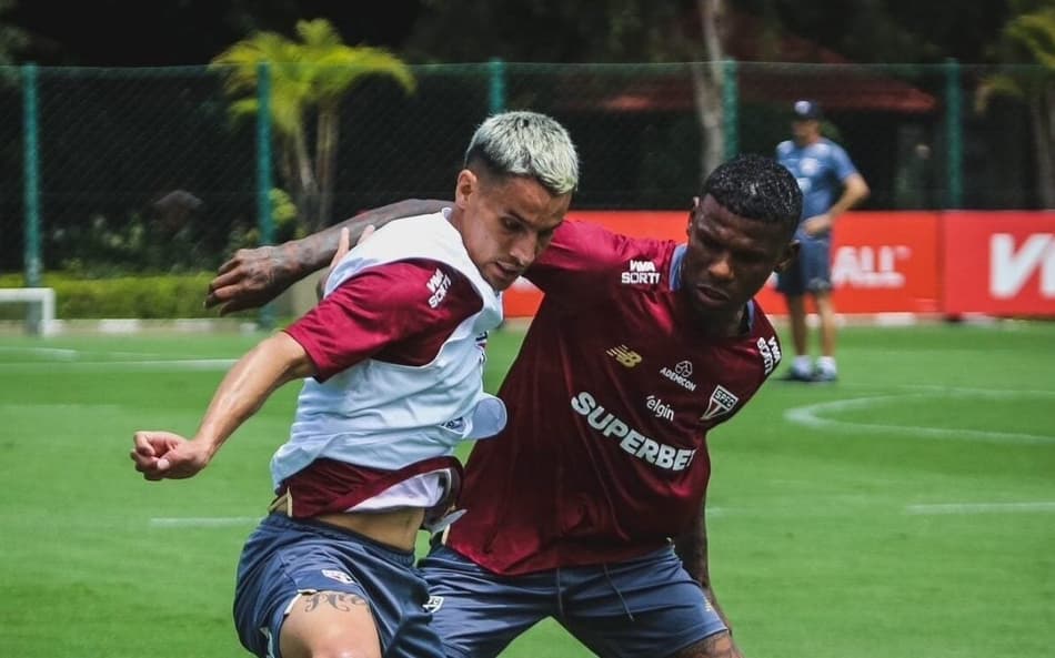 Treino do São Paulo no CT da Barra Funda na manhã desta quarta-feira (22).
