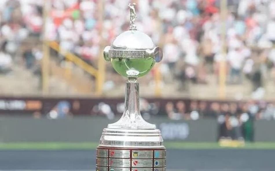 Troféu da Conmebol Libertadores (Foto: Divulgação/Flamengo)