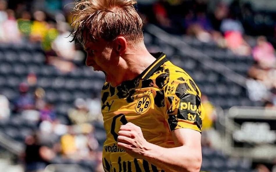 Svensson marcou o gol da vitória do Borussia diante do Ulsan. (Foto: Borussia Dortmund/Divulgação)