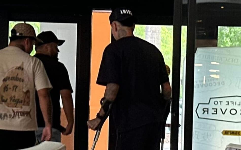 Pulgar deixando hotel do Flamengo