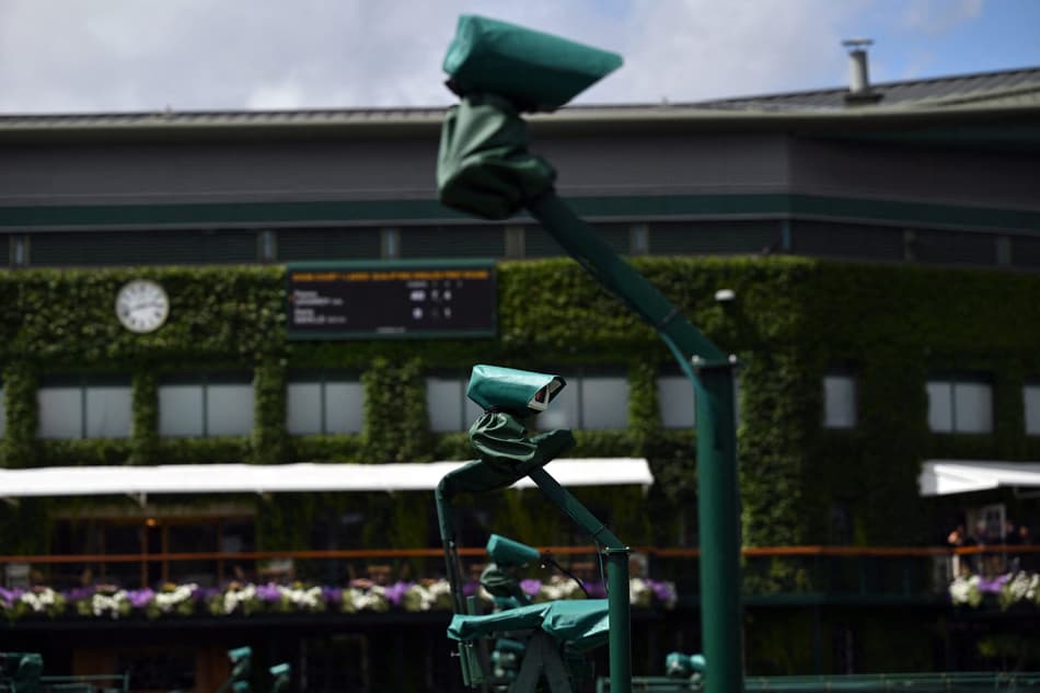 Câmeras 'Hawkeye' substituirão os juízes de linha pela primeira vez nos 148 anos de Wimbledon (foto: GLYN KIRK / AFP)