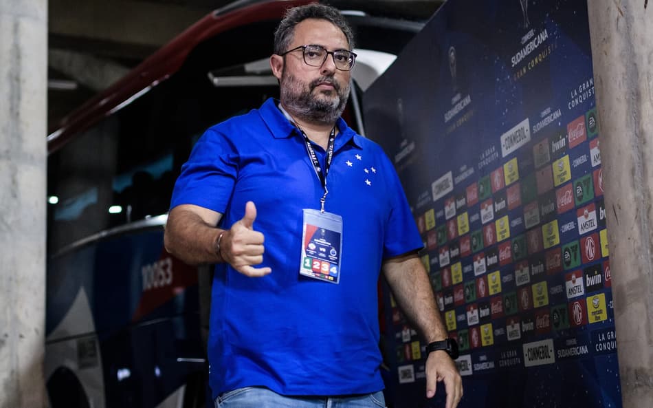 Alexandre Mattos critica arbitragem do jogo entre Palmeiras e Cruzeiro - Foto: Gustavo Aleixo/Cruzeiro
