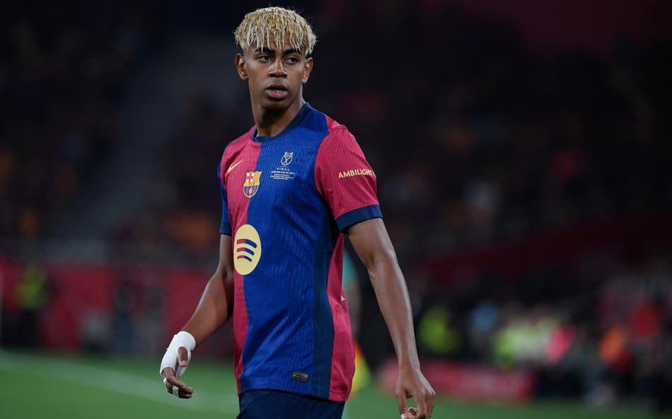 Barcelona - Lamine Yamal