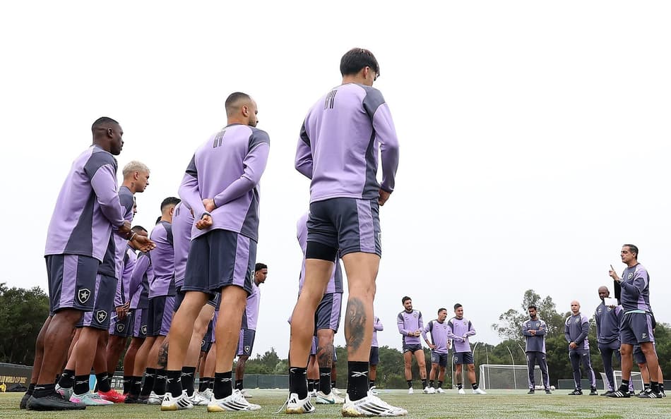 Treino do Botafogo em Santa Barbara