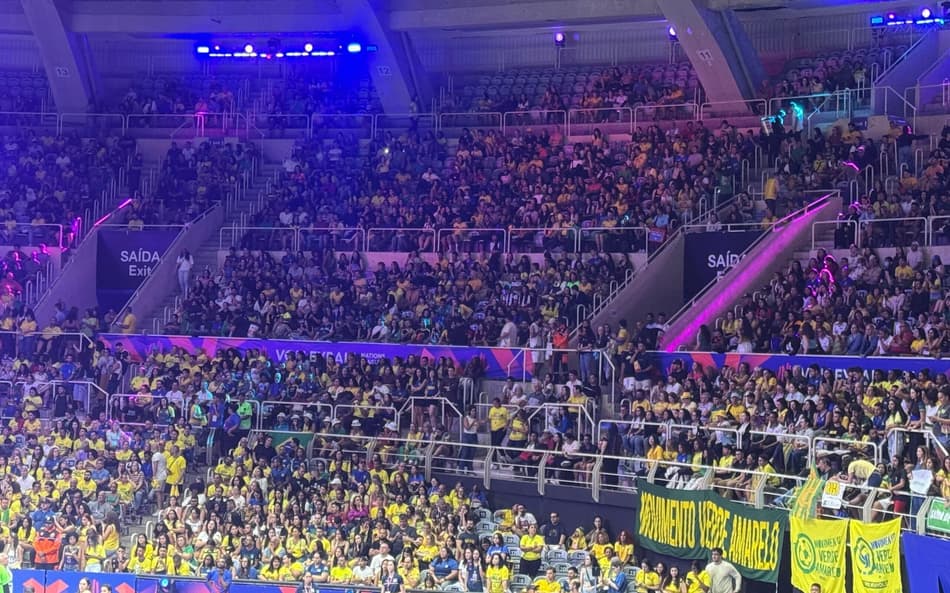 Torcida brasileira no Maracanãzinho (Foto: Anna Carolina Ramos / Lance!)