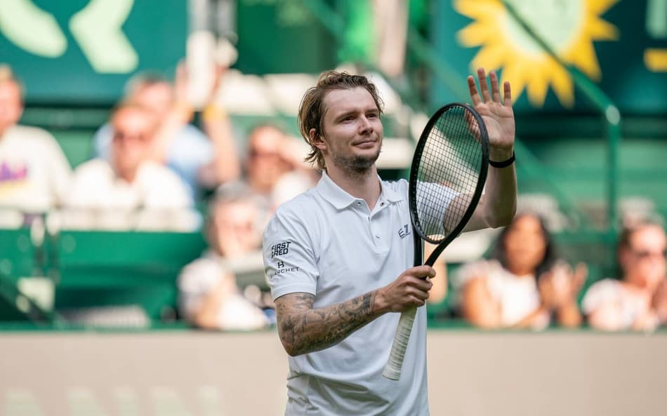O cazaque Alexander Bublik avança em Halle