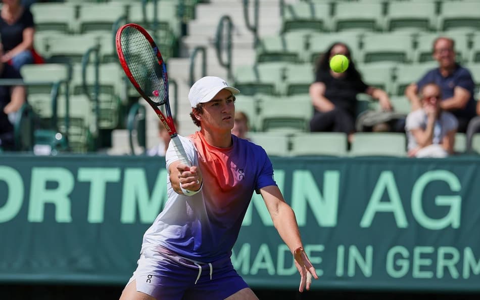 João Fonseca no ATP de Halle, em 2024 (Divulgação)