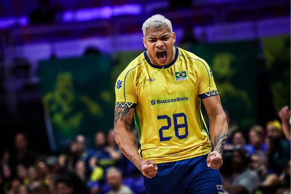 Darlan em jogo contra o Irã na VNL (Foto: VNL)