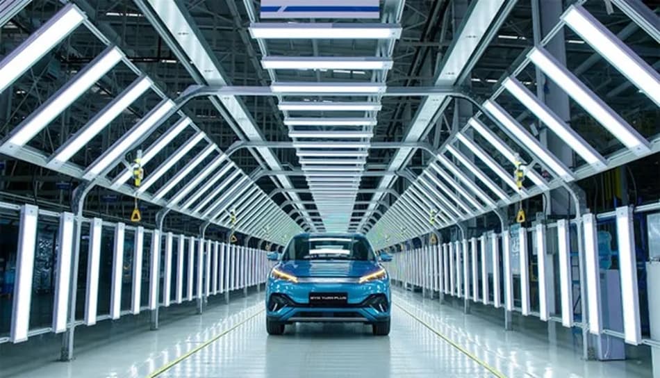 Fábrica da BYD na China (Foto: Divulgação BYD)