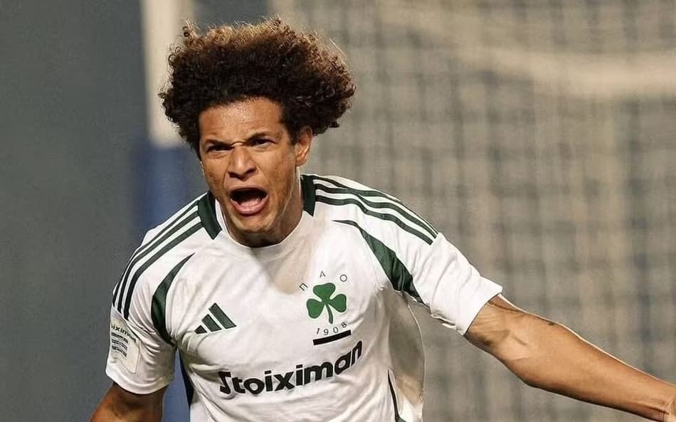 William Arão volante jogador meio-campo